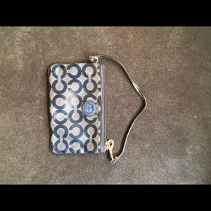 COACH BLUE WRISTLET